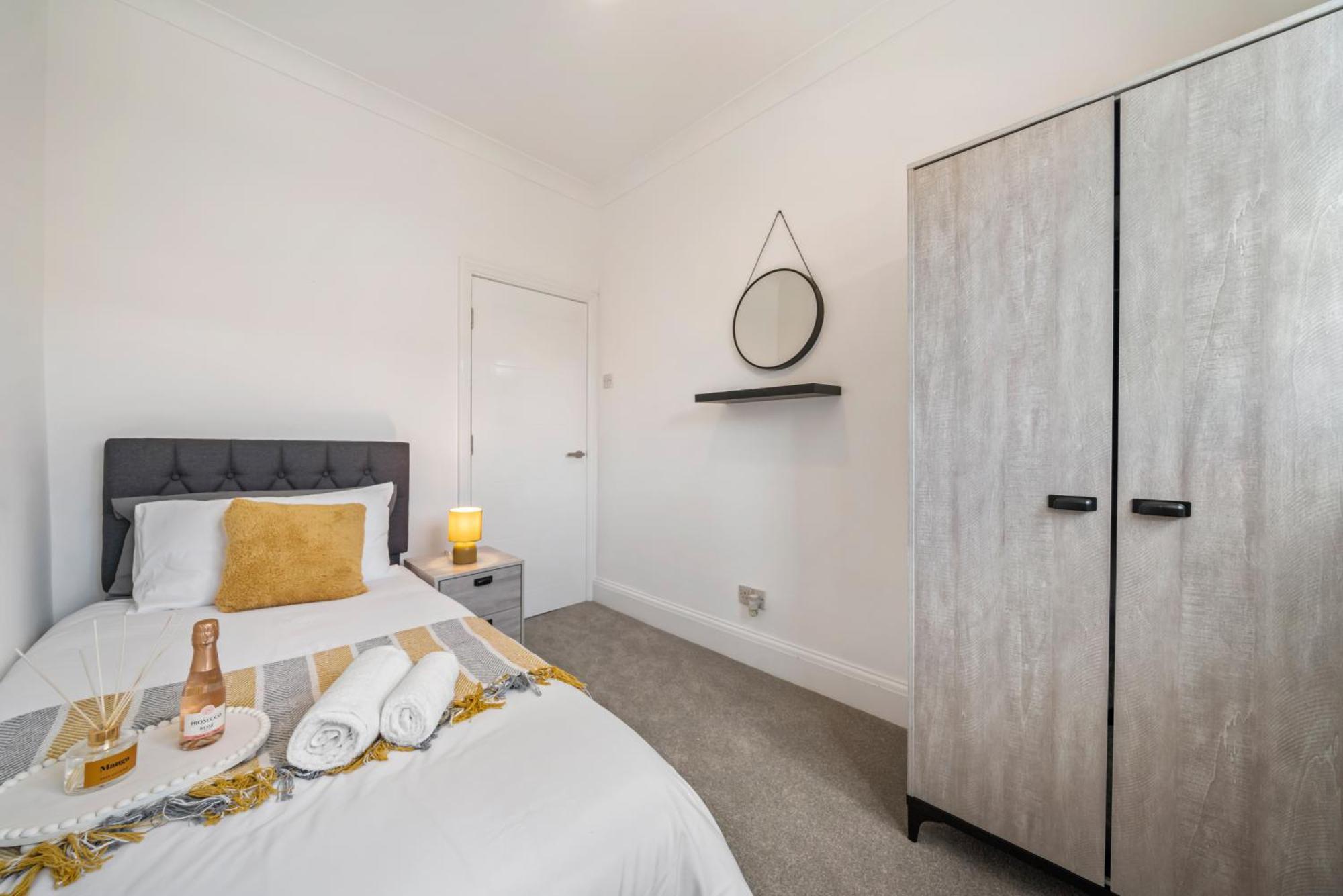 2025 Award Winning - 2 Bedroom Luxury Apartment Next To Wembley Stadium 伦敦 外观 照片